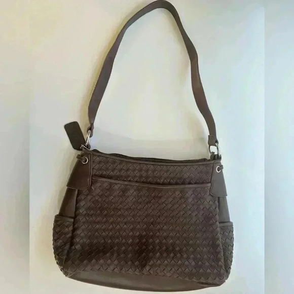 St. Johns Bay Genuine Leather Shoulder purse - Picture 2 of 9